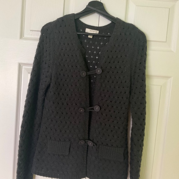 Kenar cardigan, size small, black color, with 3 chic buttons - Picture 7 of 7